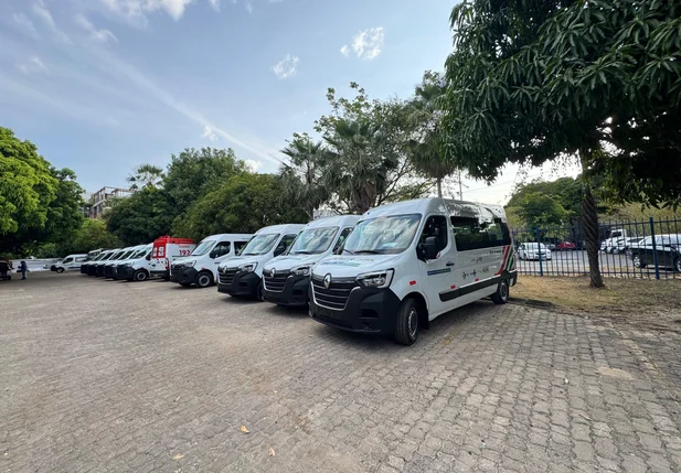 Sesapi entrega veículos adaptados para 22 municípios