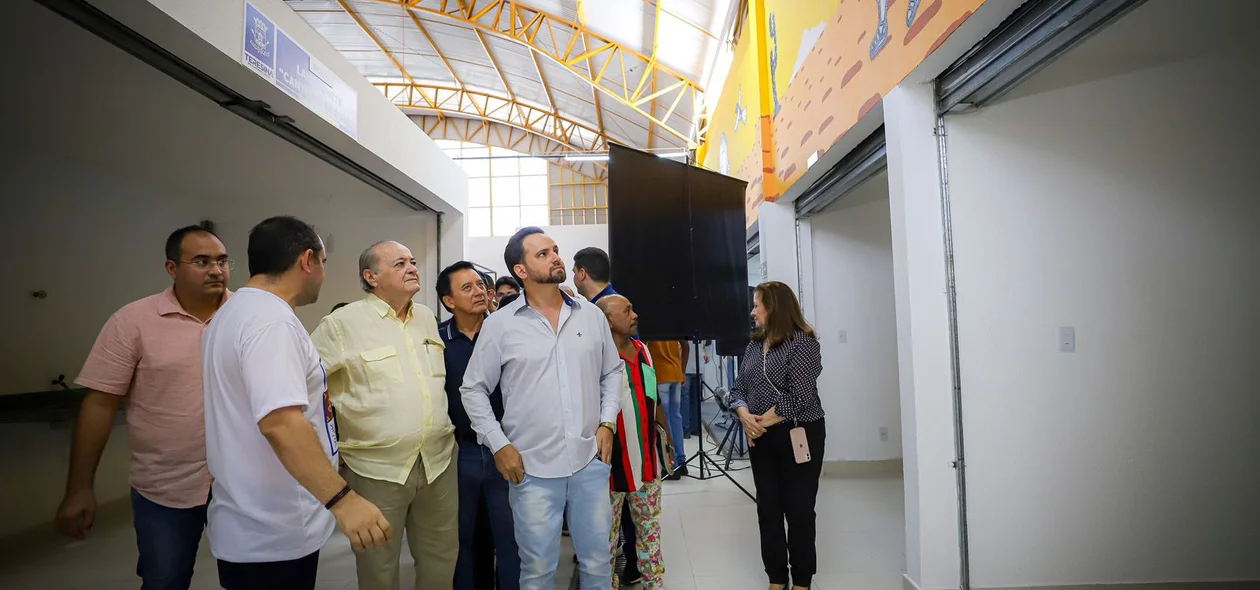 Sílvio Mendes avalia instalações
