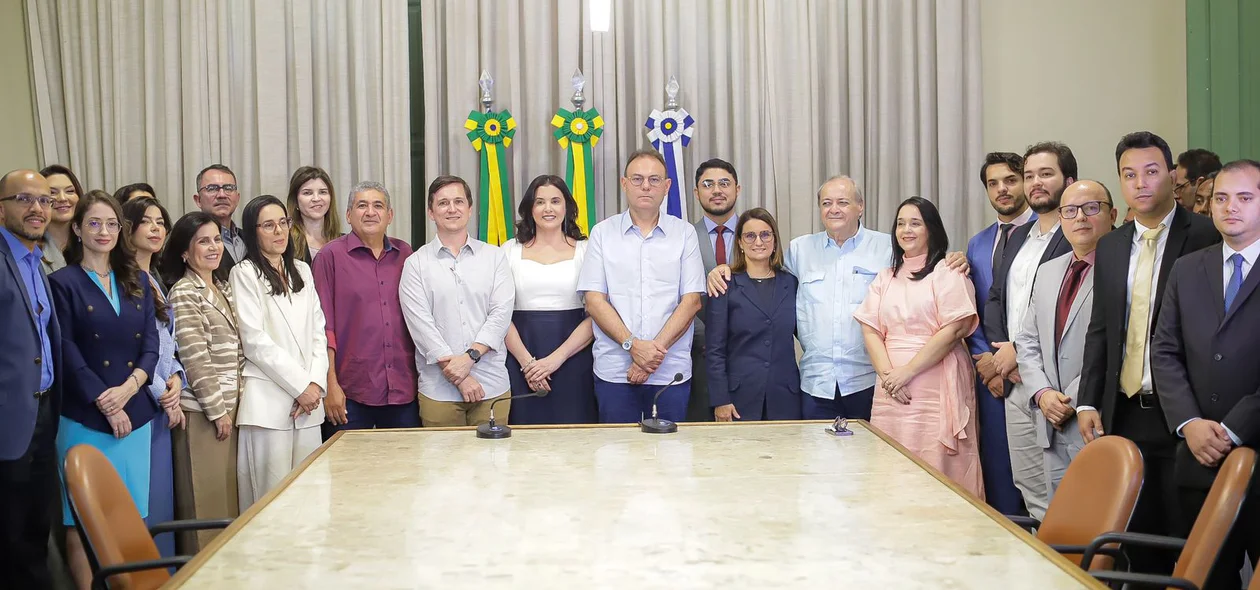 Sílvio Mendes empossa membros do Conselho de Contribuintes