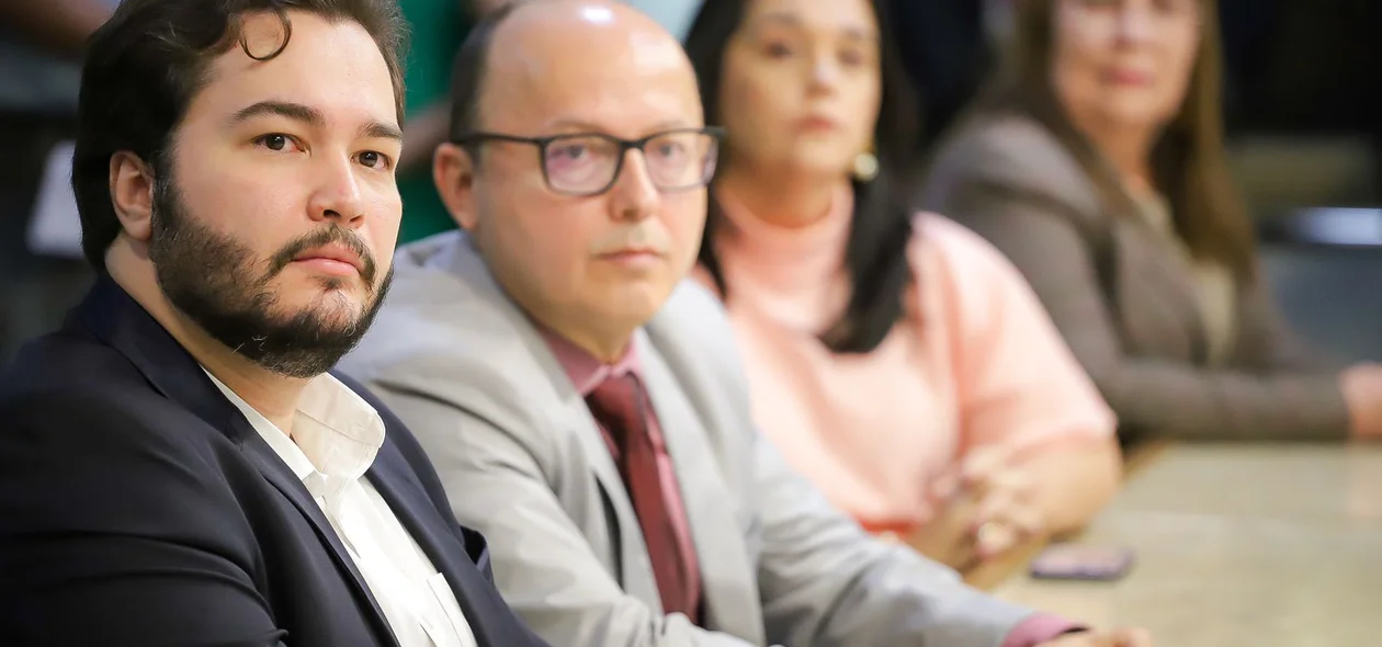 Solenidade de posse dos membros do Conselho dos Contribuintes