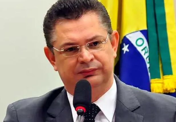 Sóstenes Cavalcante