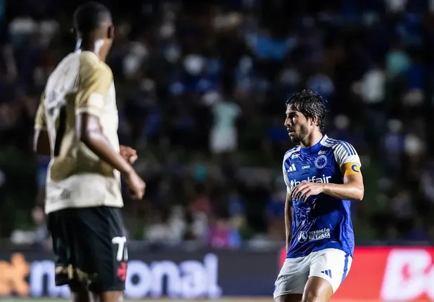 Vasco e Cruzeiro no Parque do Sabiá, no primeiro turno do Brasileirão