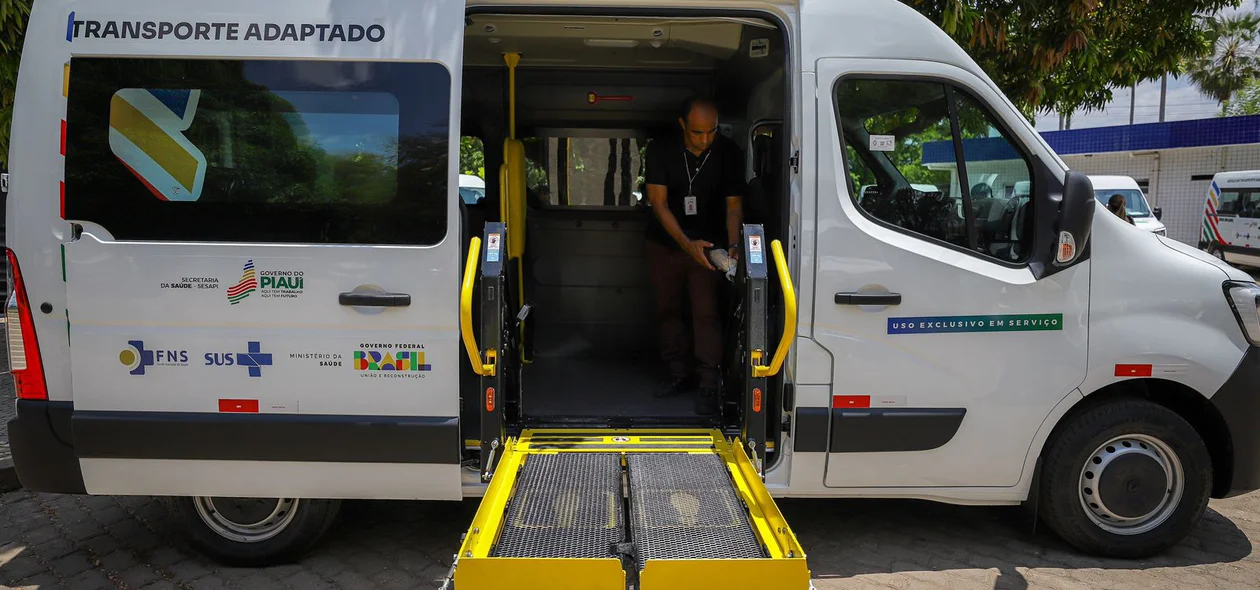 Veículo entregue para os municípios no PT
