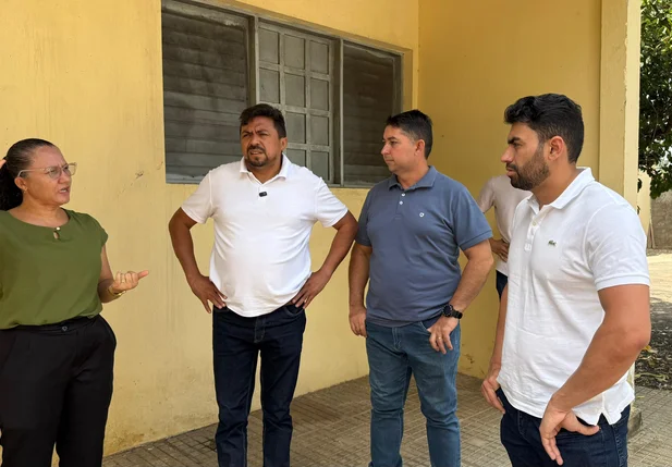 Vereadores fazem vistoria em hospital