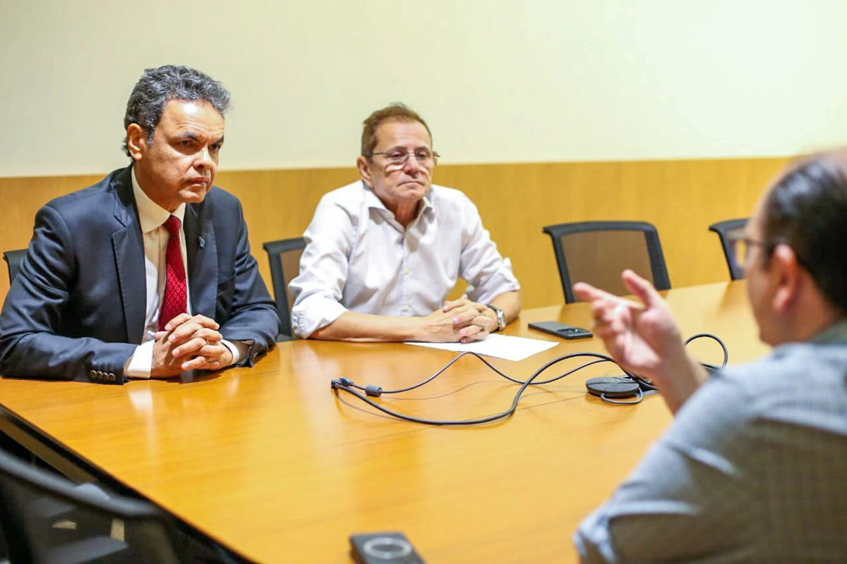 Visita do deputado Gil Carlos a Águas do Piauí
