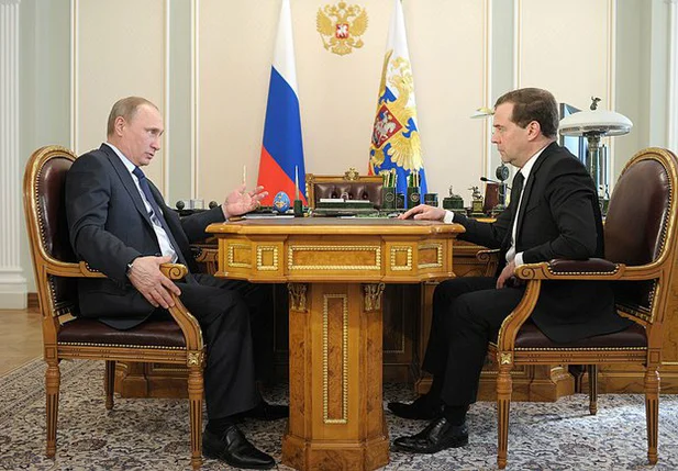 Vladimir Putin e Dmitry Medvedev