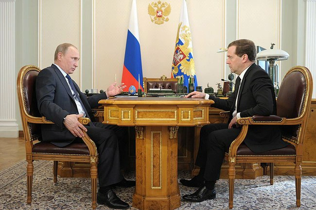 Vladimir Putin e Dmitry Medvedev