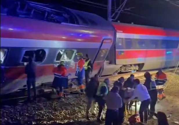 Acidente ferroviário deixou ao menos 39 pessoas mortas e mais de 100 feridas