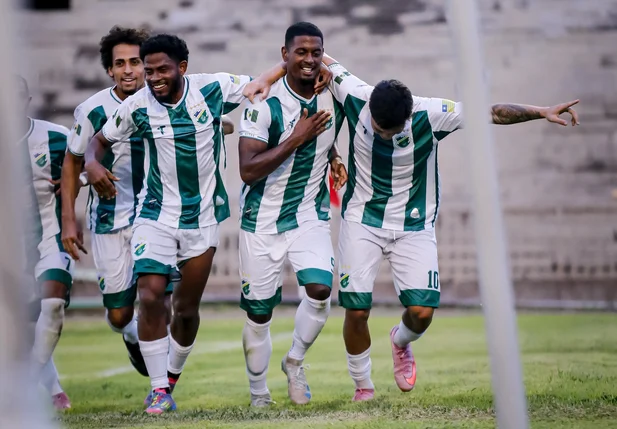 Altos vence Piauí na estreia do Piauiense Série A 2026