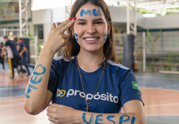 Ana Clara Araújo, aluna do Colégio Propósito, aprovada em Medicina na Uespi, instituição onde seu pai cursou Medicina