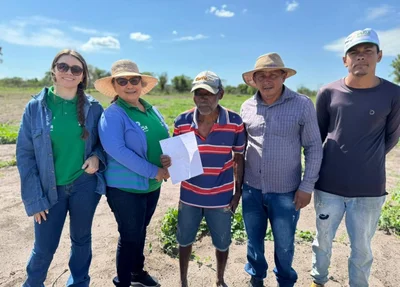 Assistência técnica no Assentamento Flores.