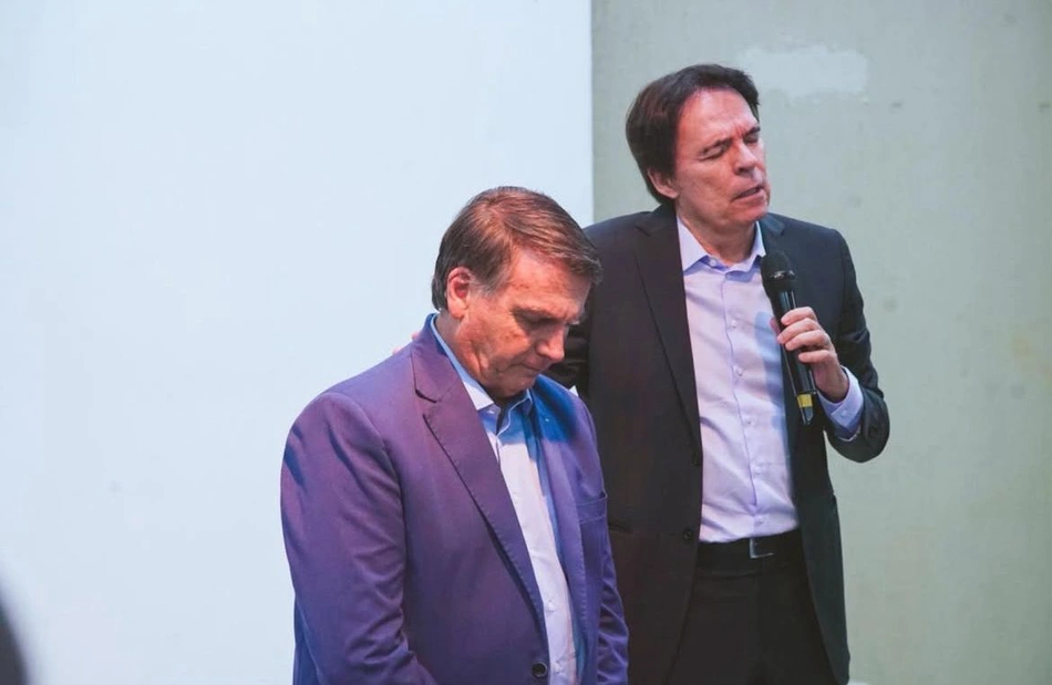 Bispo Robson Rodovalho e Jair Bolsonaro