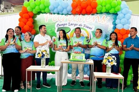 Breno Macedo participa do aniversário de Campo Largo