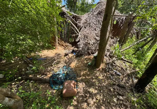 Cabana abandonada na região de Bacabal