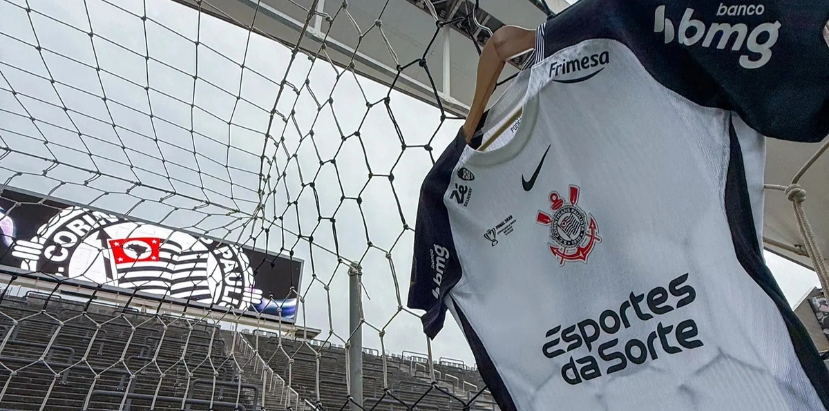 Corinthians encaminha renovação milionária com patrocinadora máster até 2029