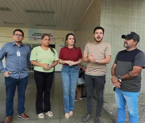 Deputado Jadyel Alencar visita HUT após denúncias sobre presença de animais na unidade de saúde