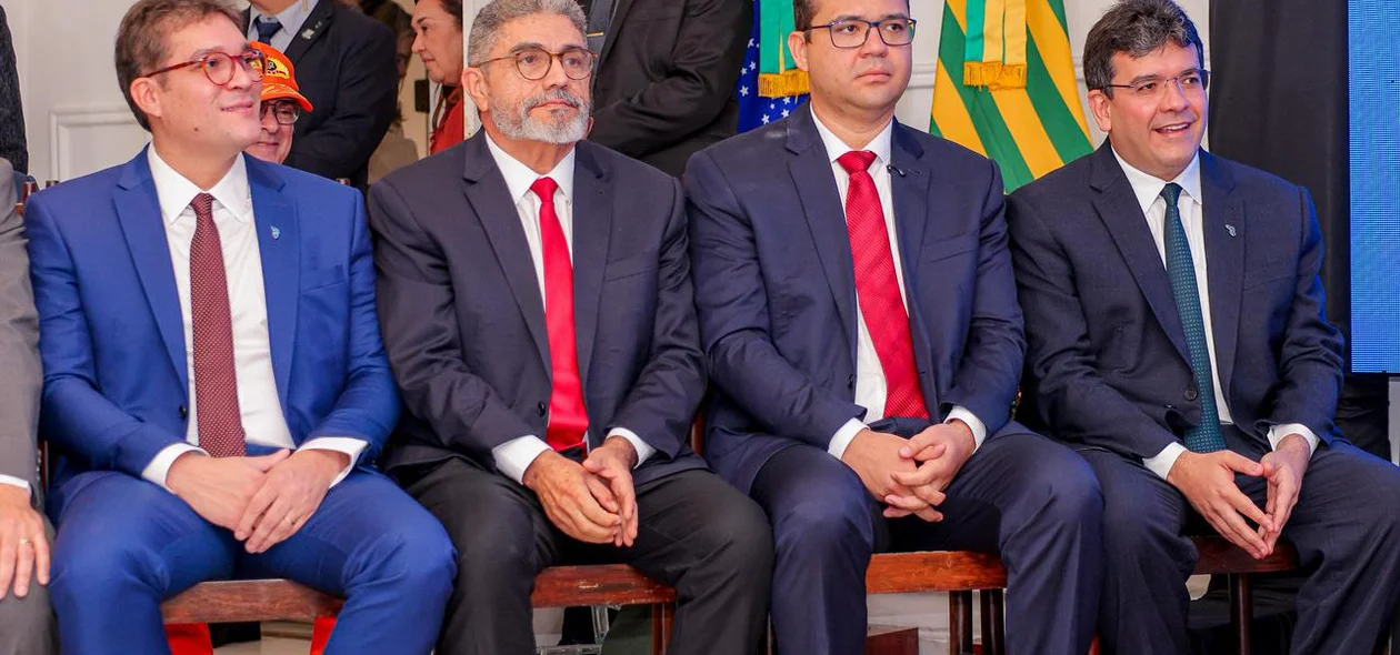 Dirceu Campelo e Antônio Luiz foram empossados