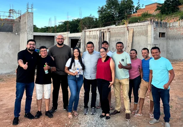 Dr. Francisco visita obras em Uruçuí