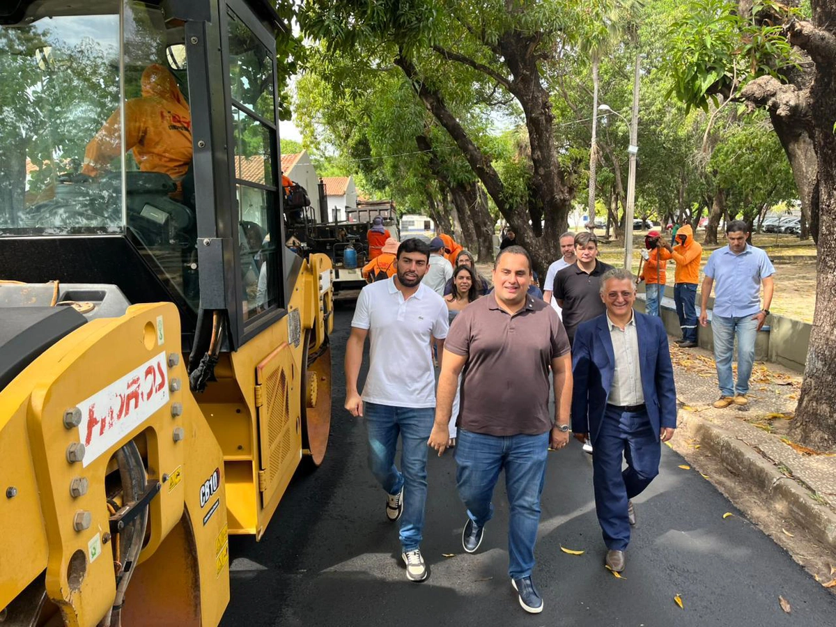 Draga Alana visita obras na Uespi