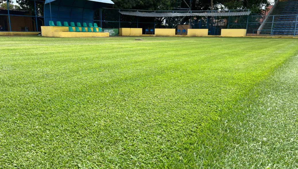 Estádio Lindolfo Monteiro passa por reformas