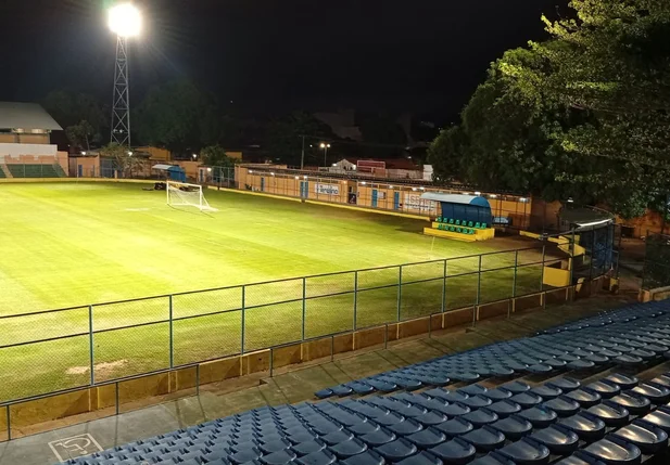Estádio Lindolfo Monteiro