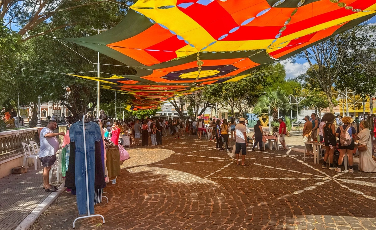 Feira na Praça
