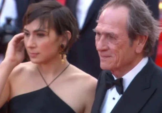 Filha do ator americano Tommy Lee Jones, foi foi encontrada sem vida na madrugada