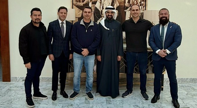 Flávio Bolsonaro em Bahrein