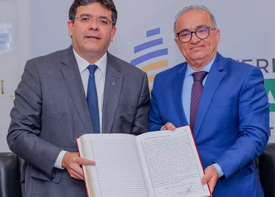 Governador Rafael Fonteles transmitindo cargo para o desembargador Aderson Nogueira