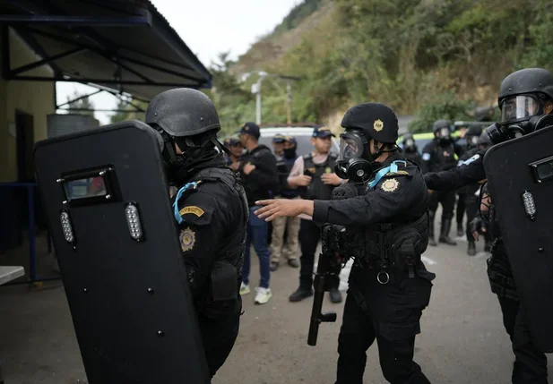 Guatemala declara estado de sítio após rebelião em prisões