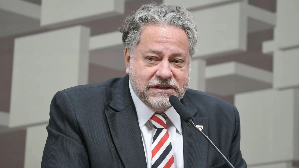 Julio Casares