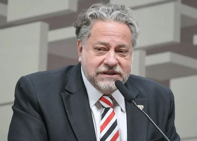 Julio Casares