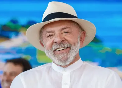 Lula durante entrega de residências do programa Minha Casa Minha Vida
