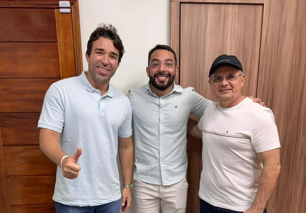 Marden Menezes e prefeito Francisco Emanoel