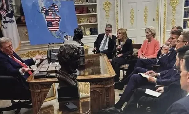 Montagem publicada por Donald Trump