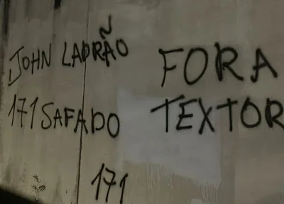 Muros do CT do Botafogo são pichados