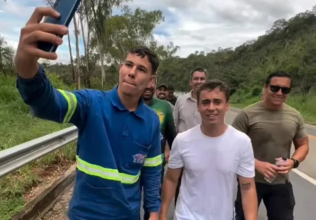 Nikolas Ferreira inicia "caminhada pela liberdade"