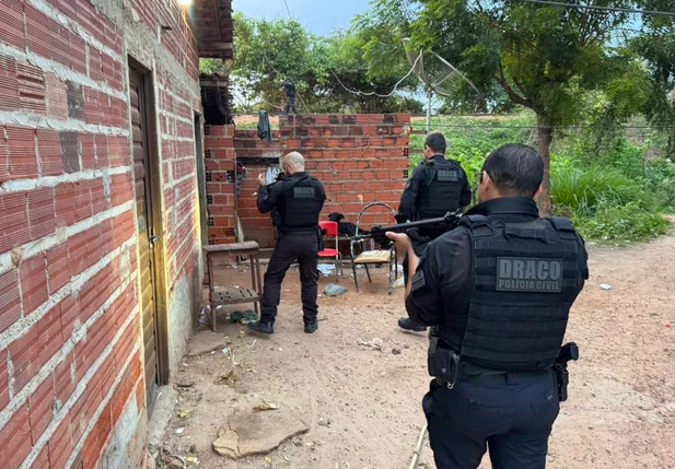 Operação do DRACO na cidade de Altos
