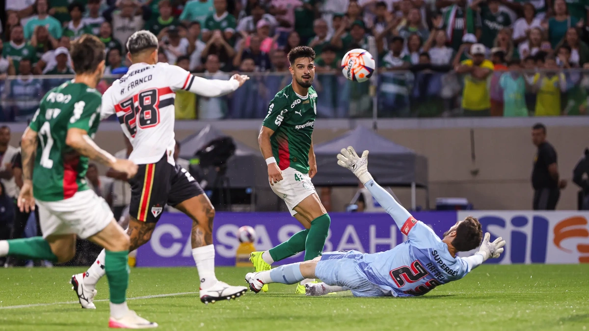 Palmeiras vence São Paulo no Paulistão