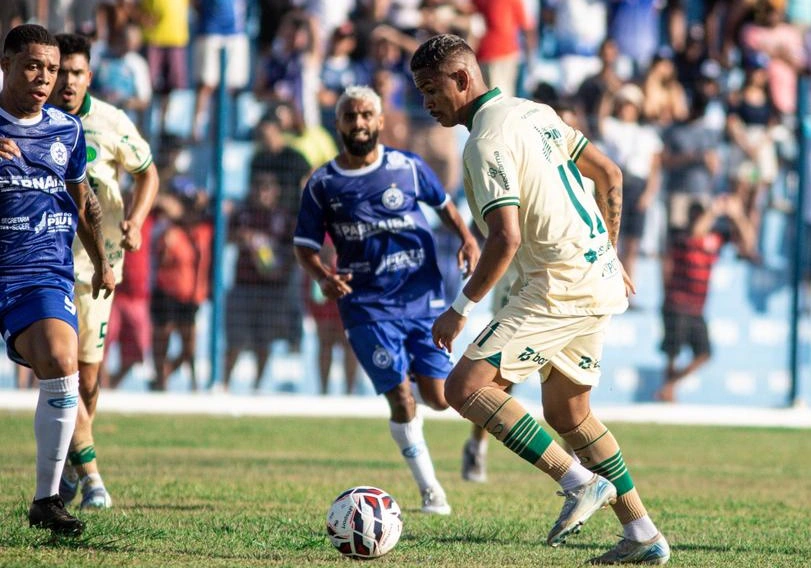 Parnahyba e Atlético Piauiense empatam em jogo movimentado na estreia do Piauiense 2026