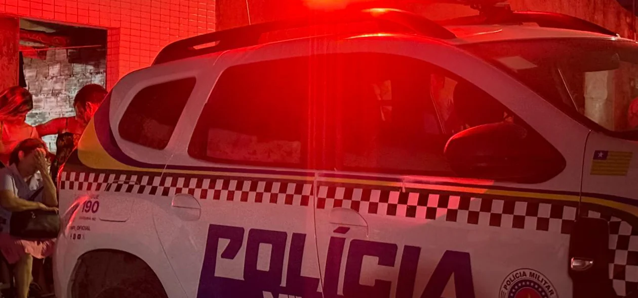 Polícia Militar no local