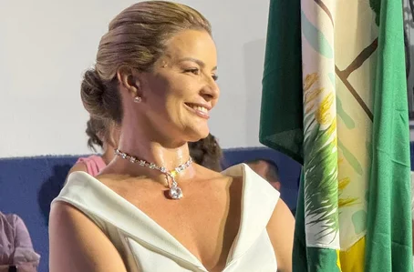 Prefeita Laura Rosa