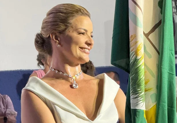 Prefeita Laura Rosa