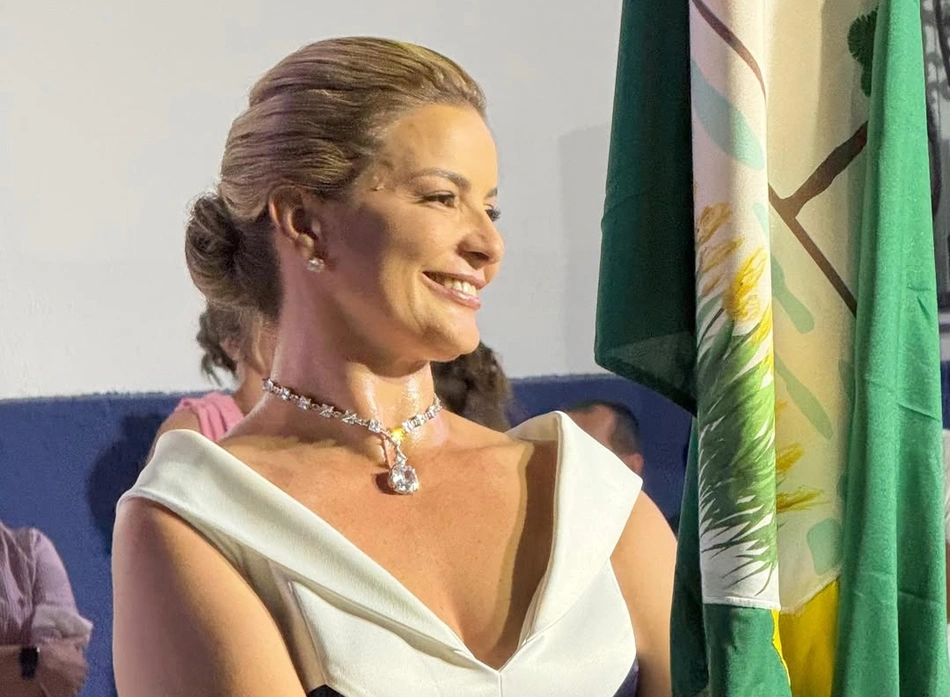 Prefeita Laura Rosa