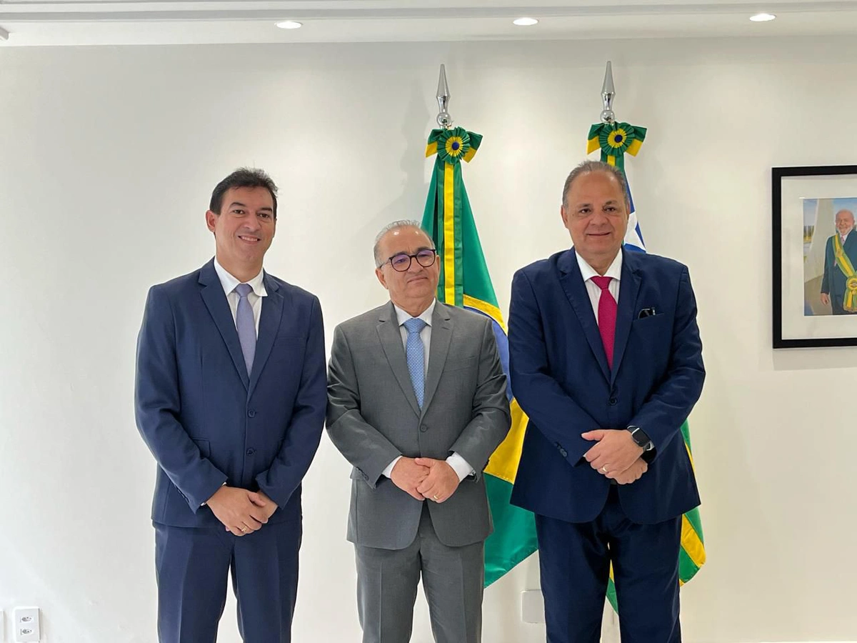 Prefeito de Caracol cumpre agenda no Palácio do Karnak em busca de avanços para o município