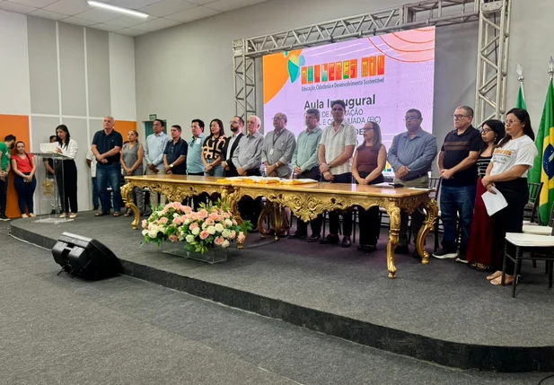 Prefeitura de Esperantina apoia início das atividades do IFPI no município com aula inaugural para 75 mulheres