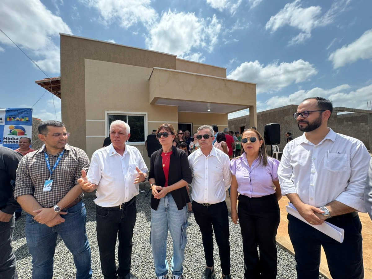 Prefeitura de Esperantina lança Conjunto Habitacional Themístocles Sampaio
