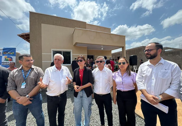 Prefeitura de Esperantina lança Conjunto Habitacional Themístocles Sampaio