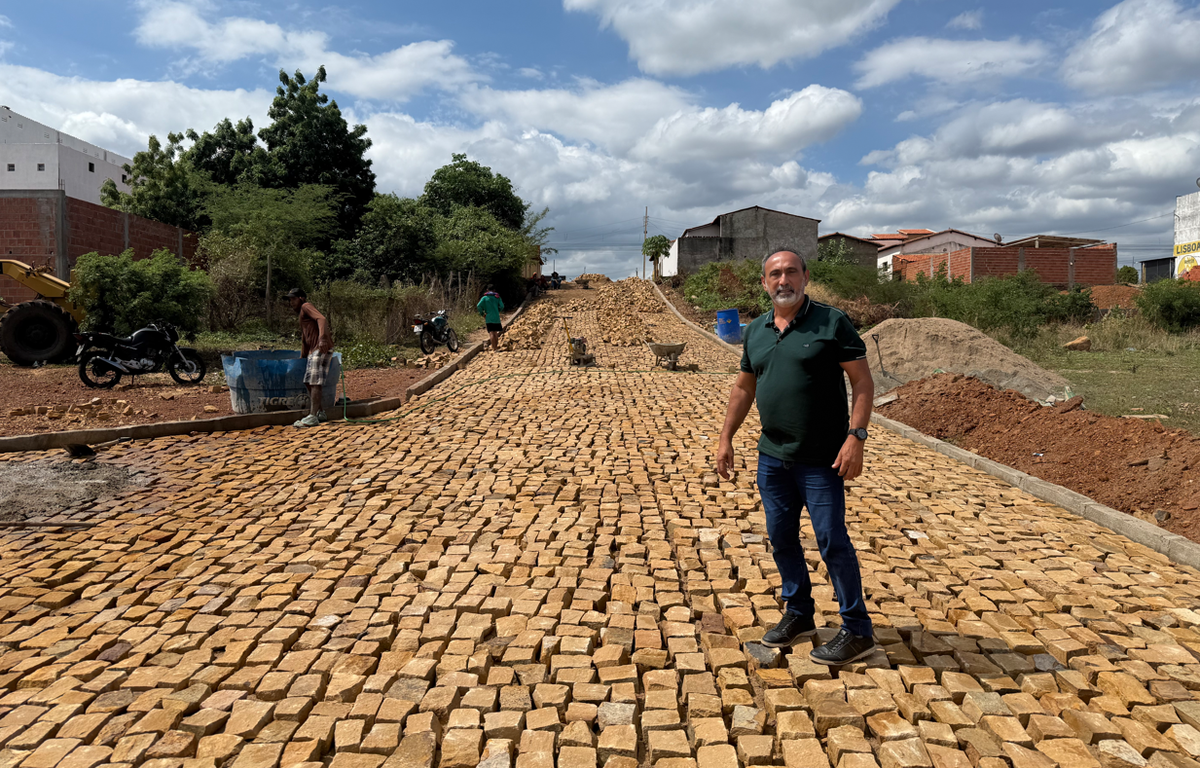Prefeitura de Santo Antônio de Lisboa avança com obras de asfaltamento