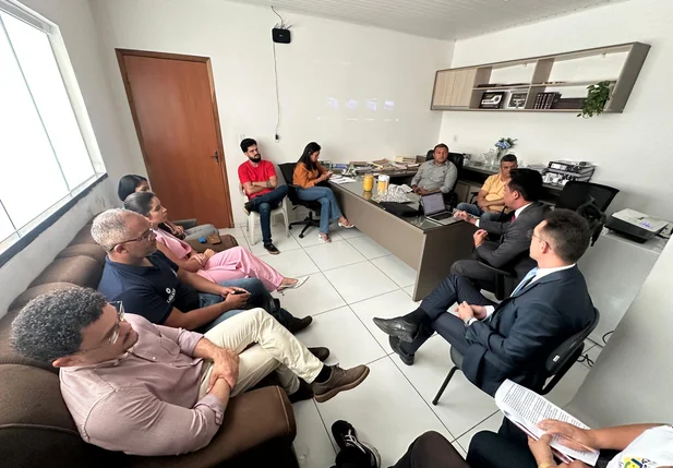 Prefeitura de Uruçuí apresenta minuta de Projeto de Lei de Regularização Fundiária Urbana à Câmara Municipal